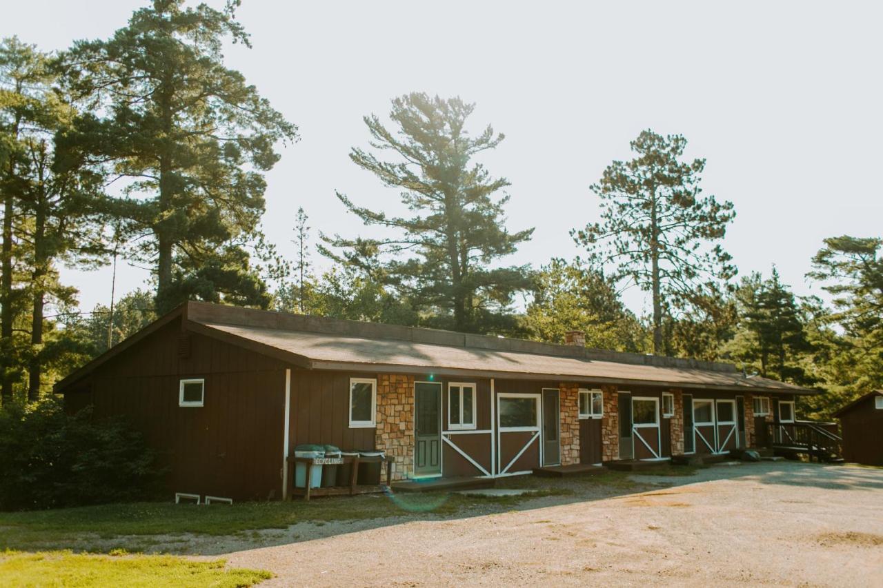 Silver Rapids Lodge & Campground Ely Eksteriør billede