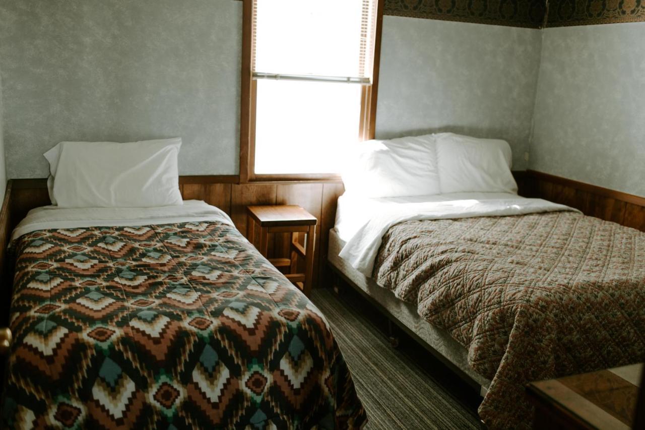 Silver Rapids Lodge & Campground Ely Eksteriør billede